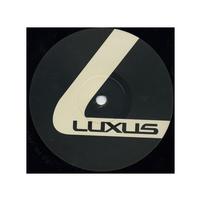 Attila - LUXUS 004