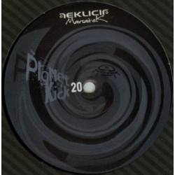 Planet Kick 20